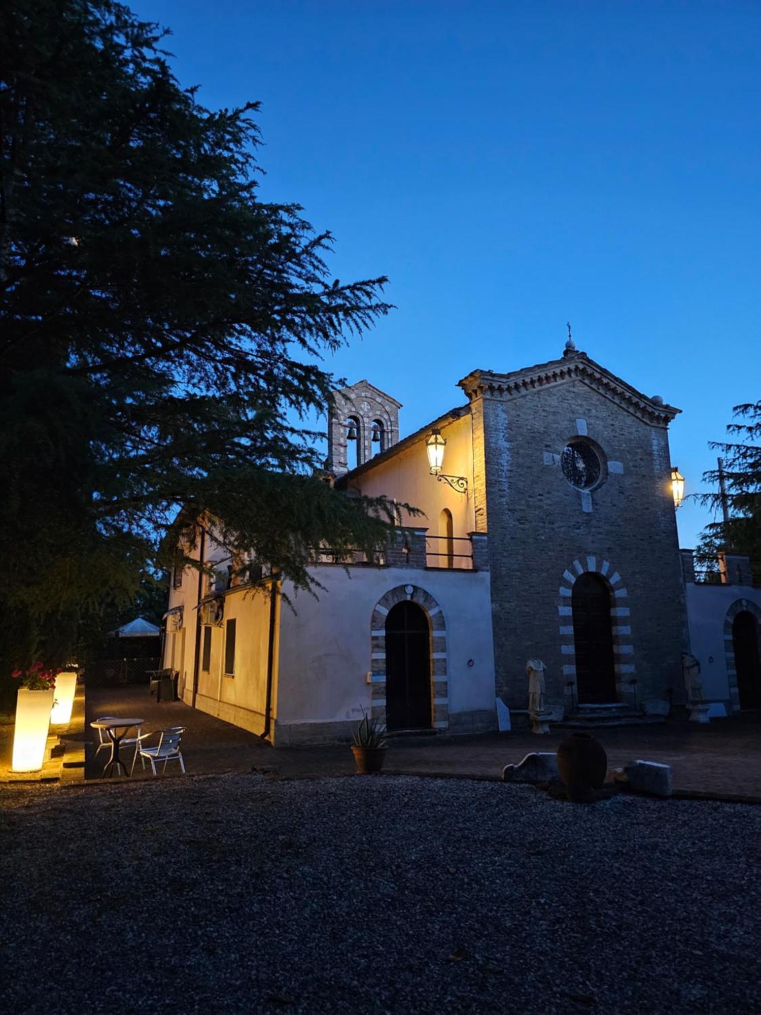 Convento Di San Martino In Crocicchio 호텔 우르비노 외부 사진